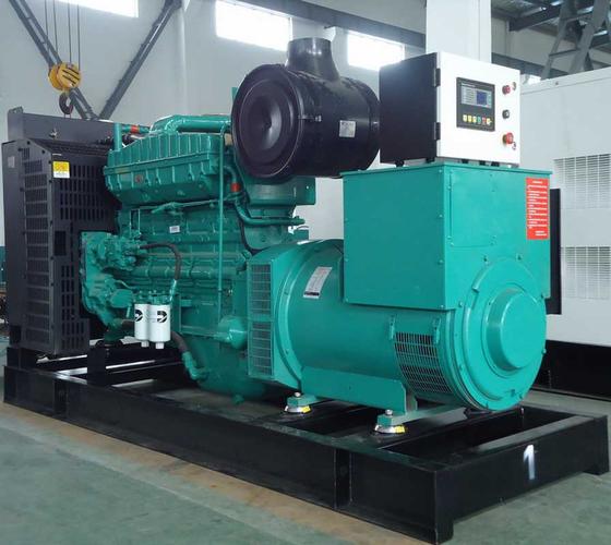 君東動力300kw康明斯發(fā)電機組 高效穩(wěn)定，無刷發(fā)電技術(shù)領(lǐng)先